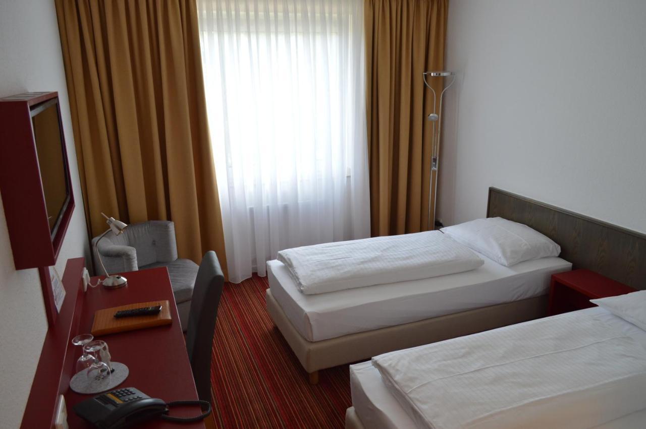 Hotel Astra Dusseldorf Luaran gambar