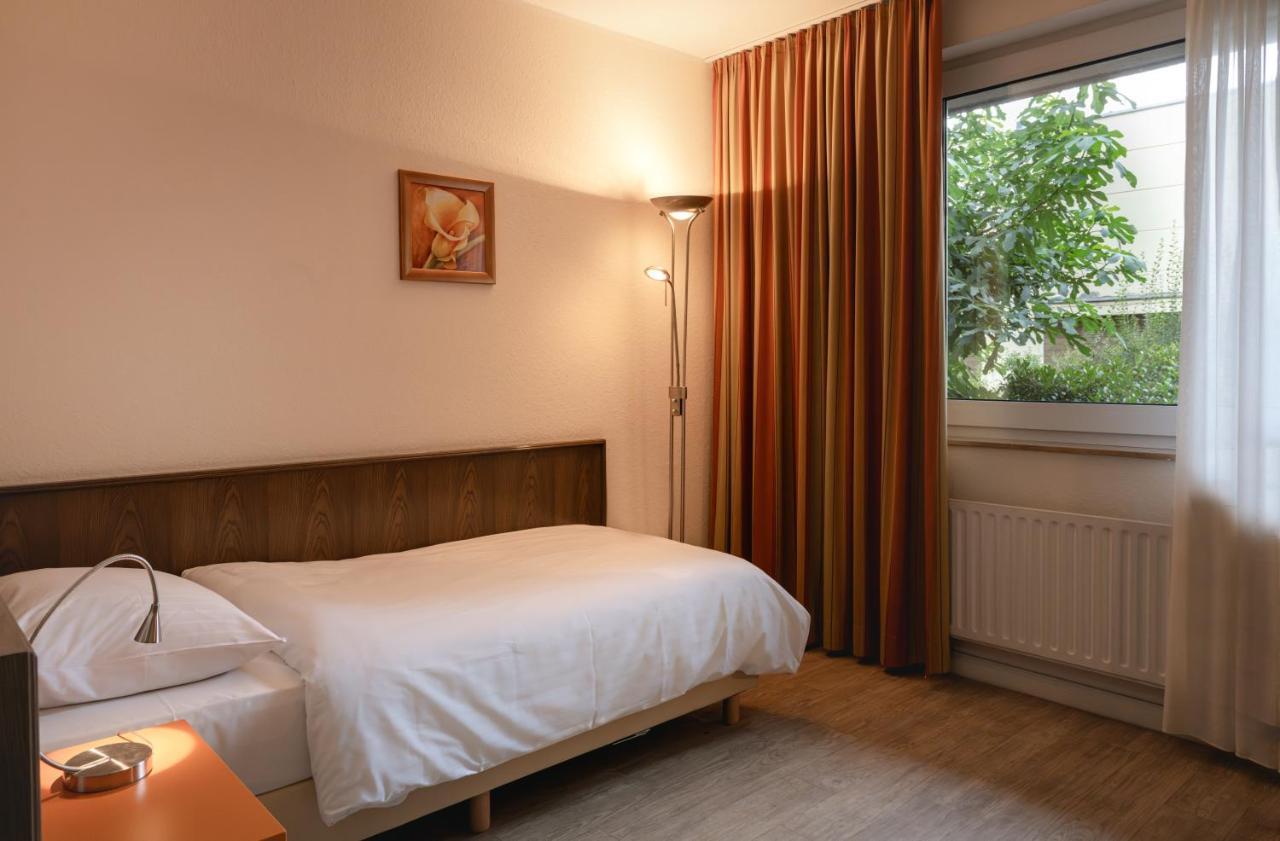 Hotel Astra Dusseldorf Luaran gambar