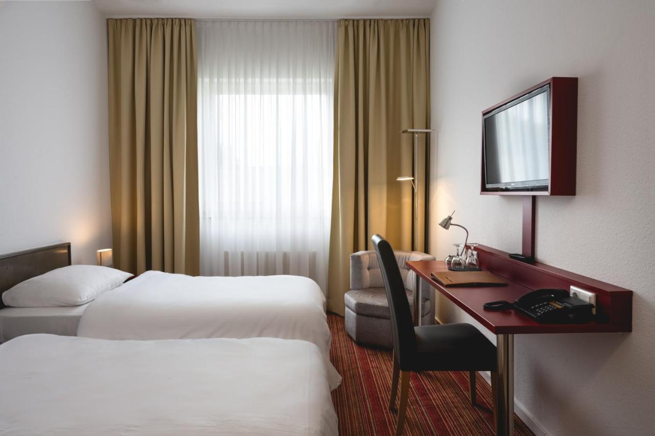Hotel Astra Dusseldorf Luaran gambar
