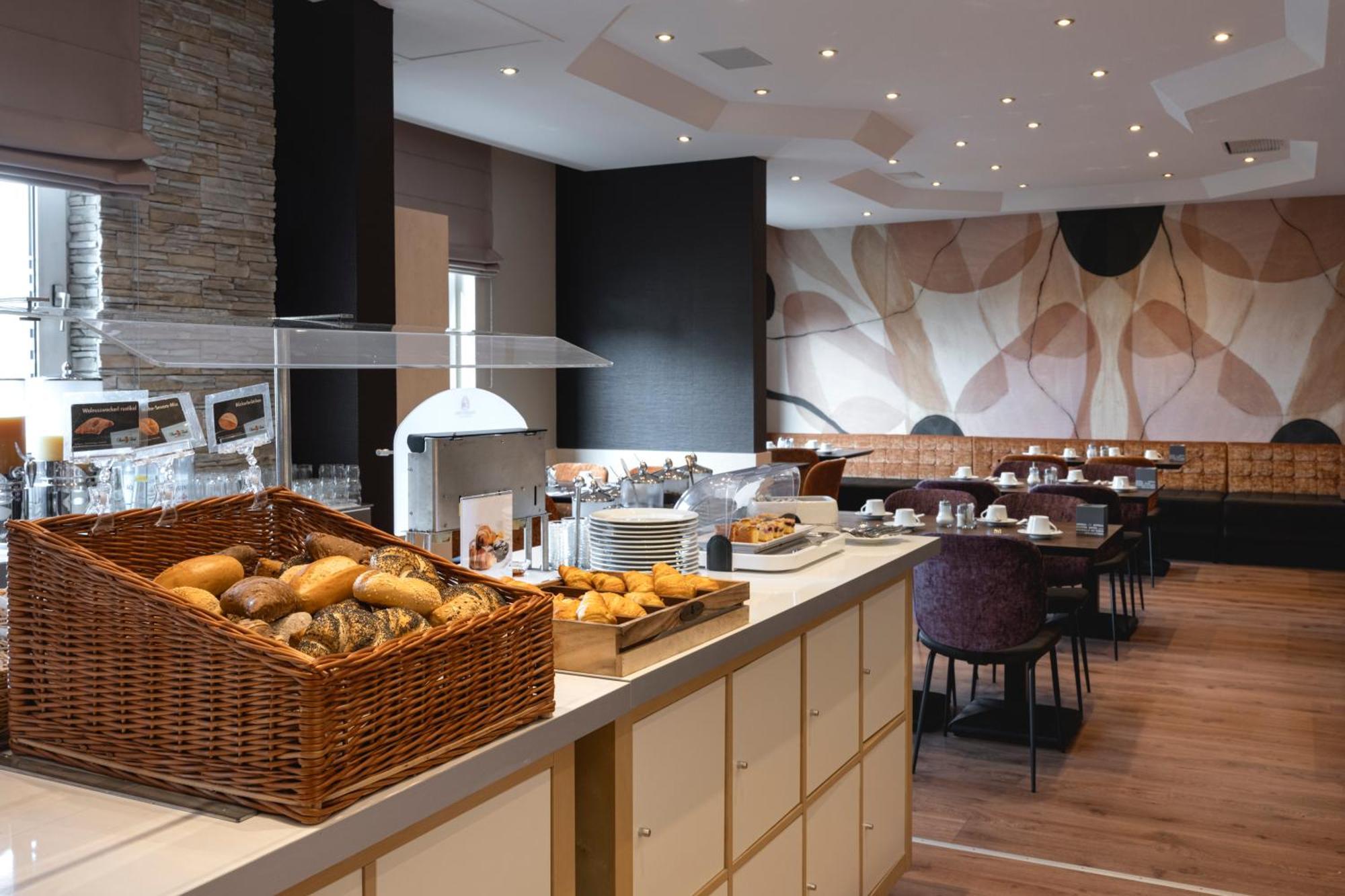 Hotel Astra Dusseldorf Luaran gambar