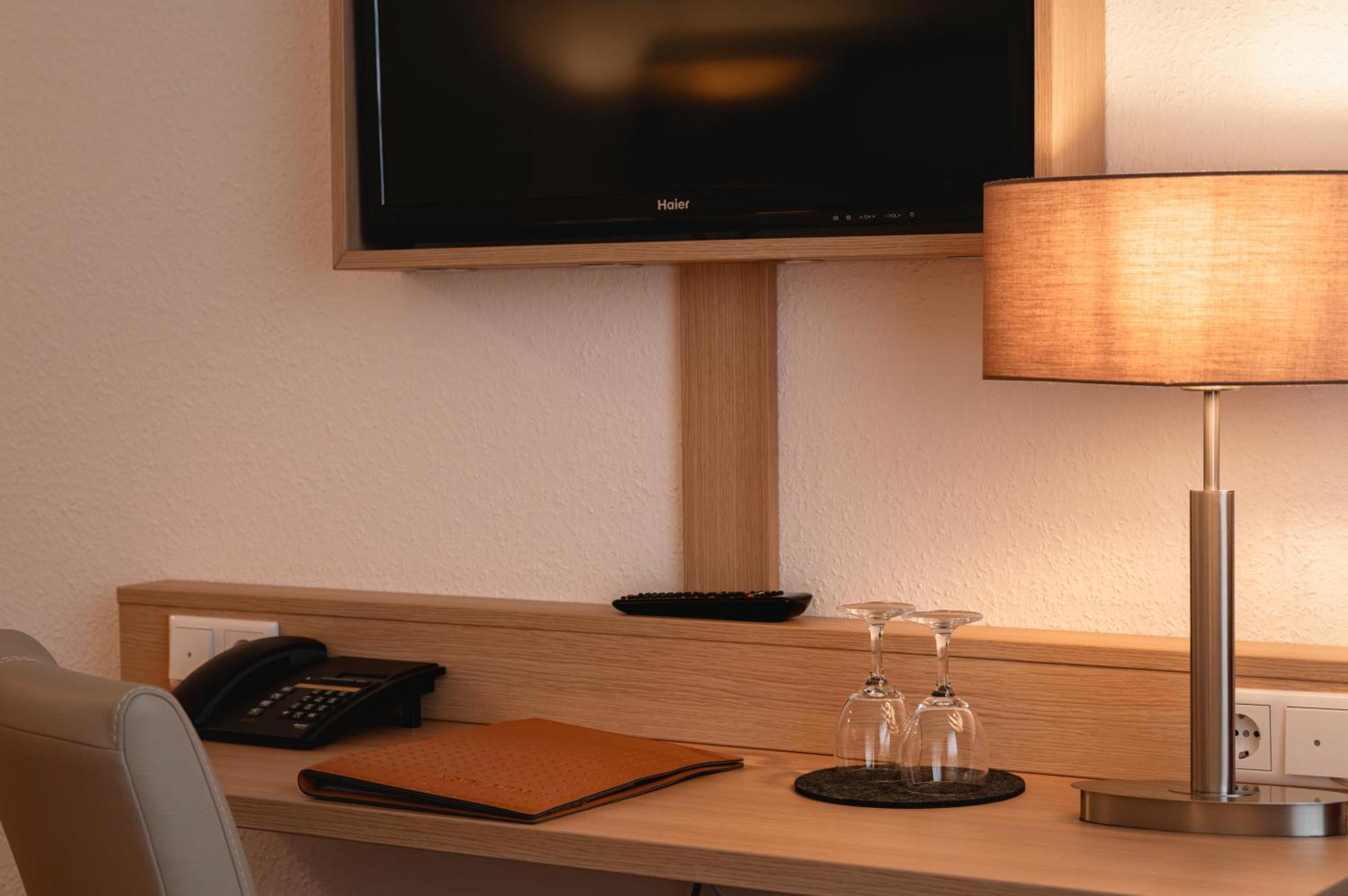 Hotel Astra Dusseldorf Luaran gambar