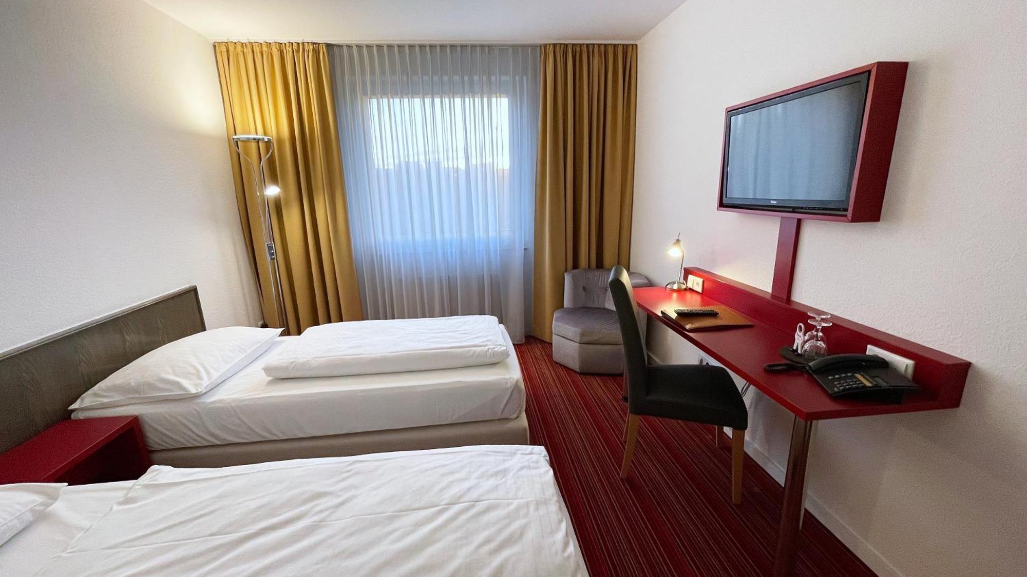 Hotel Astra Dusseldorf Luaran gambar