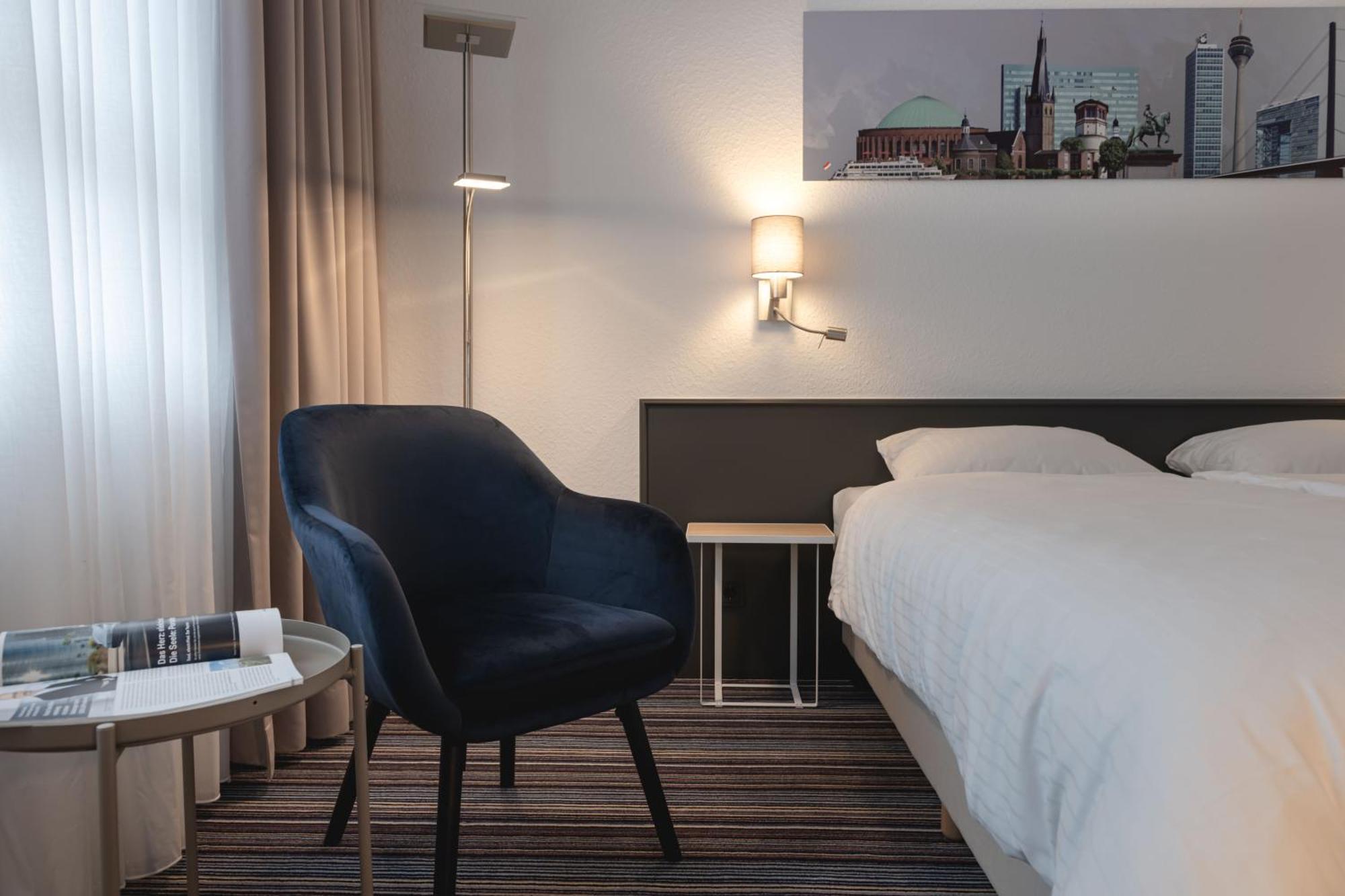 Hotel Astra Dusseldorf Luaran gambar