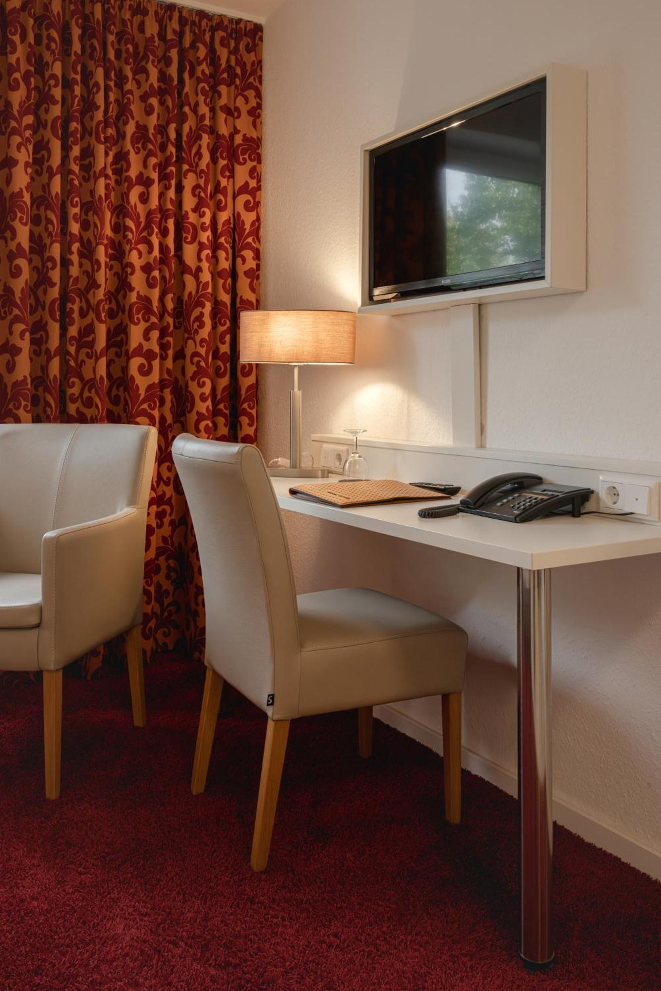 Hotel Astra Dusseldorf Luaran gambar