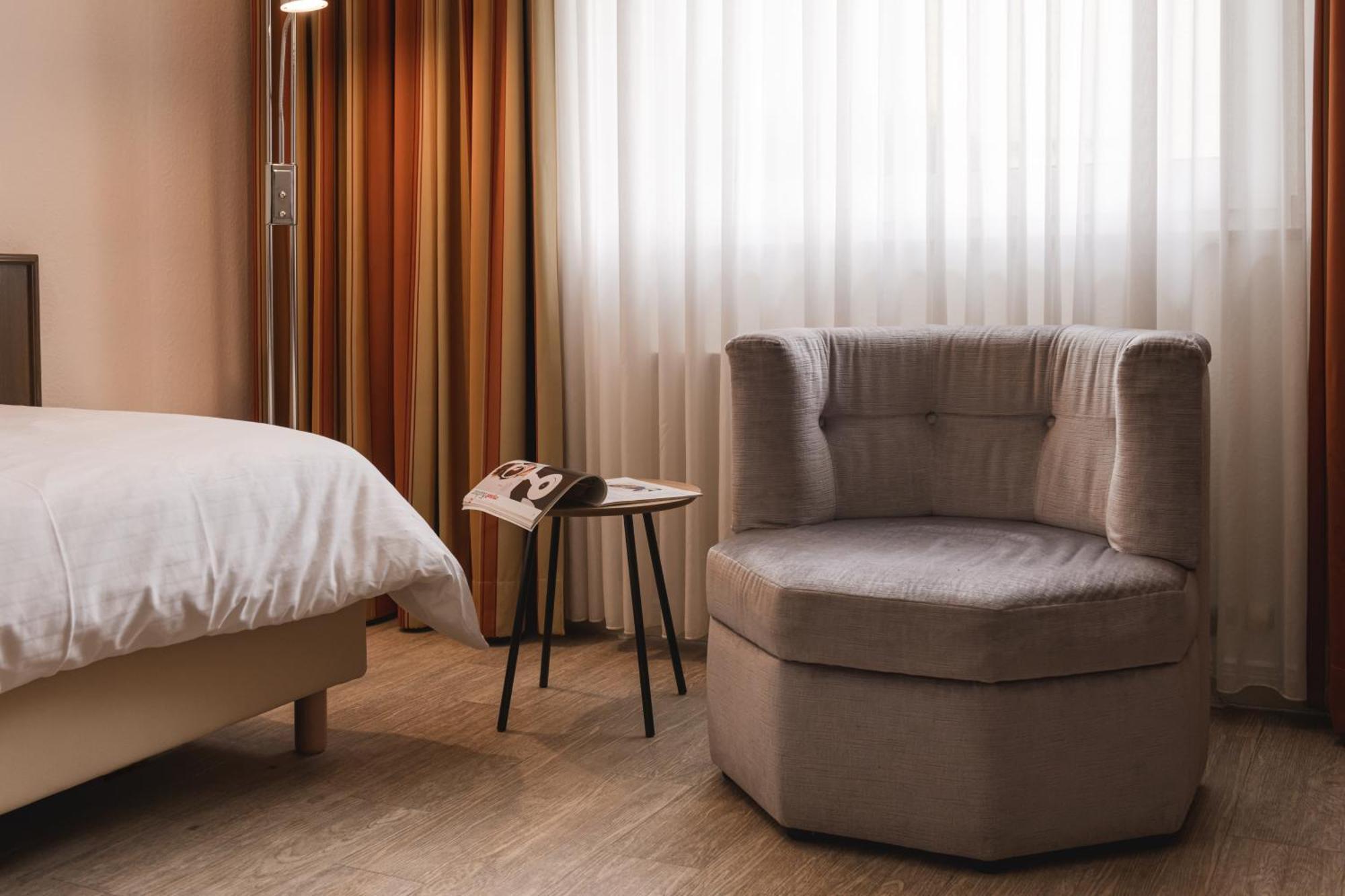 Hotel Astra Dusseldorf Luaran gambar