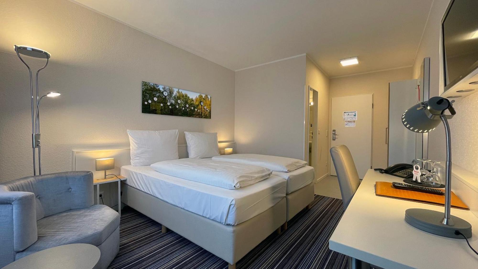 Hotel Astra Dusseldorf Luaran gambar