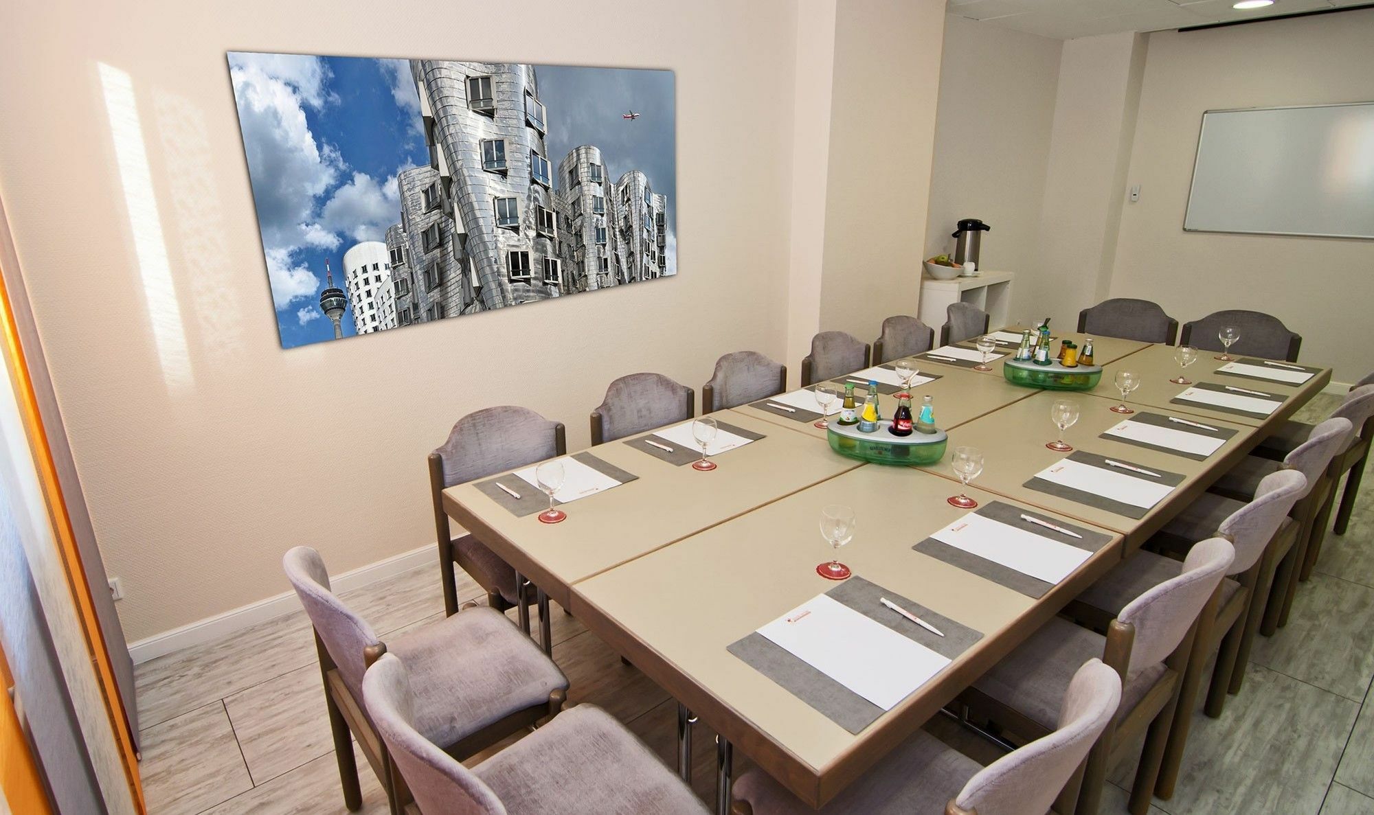 Hotel Astra Dusseldorf Luaran gambar
